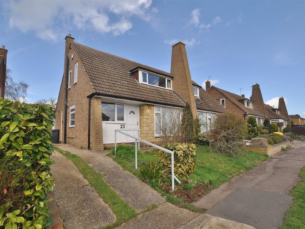 2 bed property for sale in Grovelands Avenue, Hitchin SG4 Zoopla