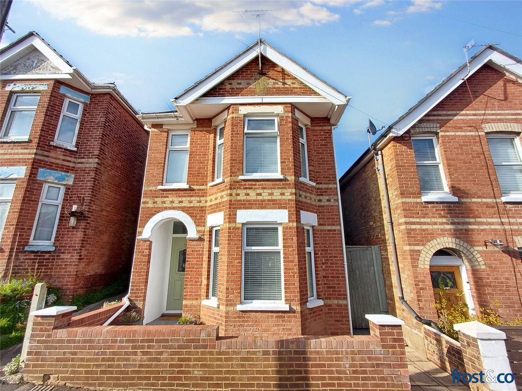 3 bed detached house for sale in Lyell Road, Parkstone, Poole, Dorset