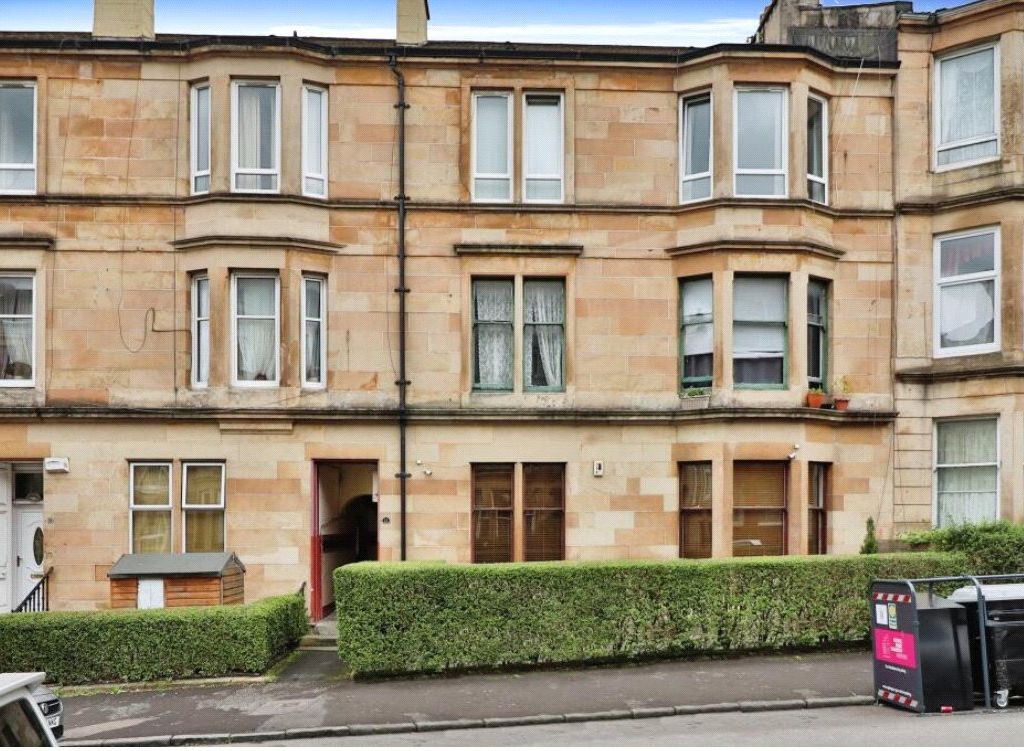 3 bed flat for sale in Keir Street, Pollokshields, Glasgow G41, £