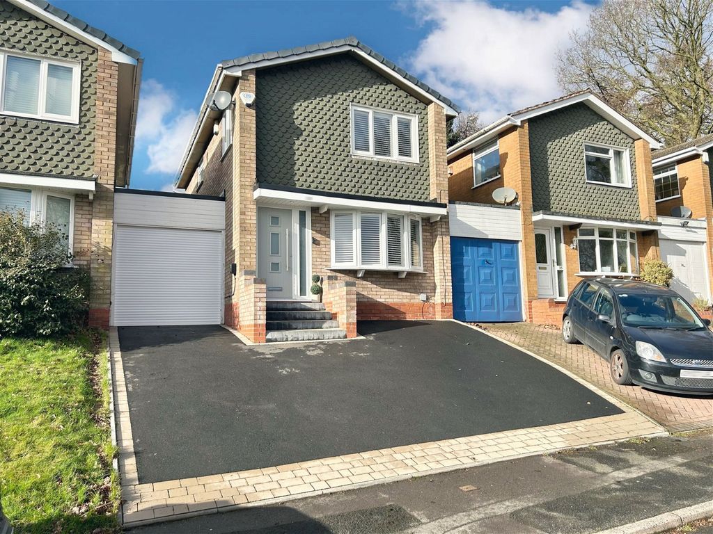 3 bed detached house for sale in Chancery Drive, Hednesford, Cannock