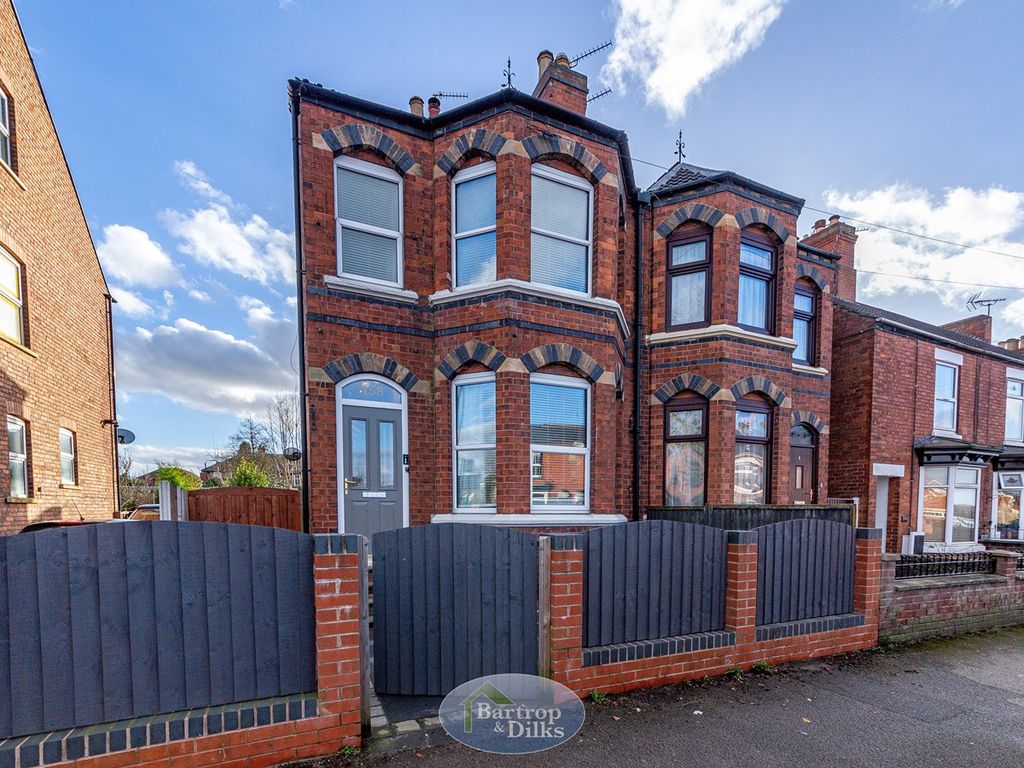 3 bed semidetached house for sale in Retford DN22, £250,000