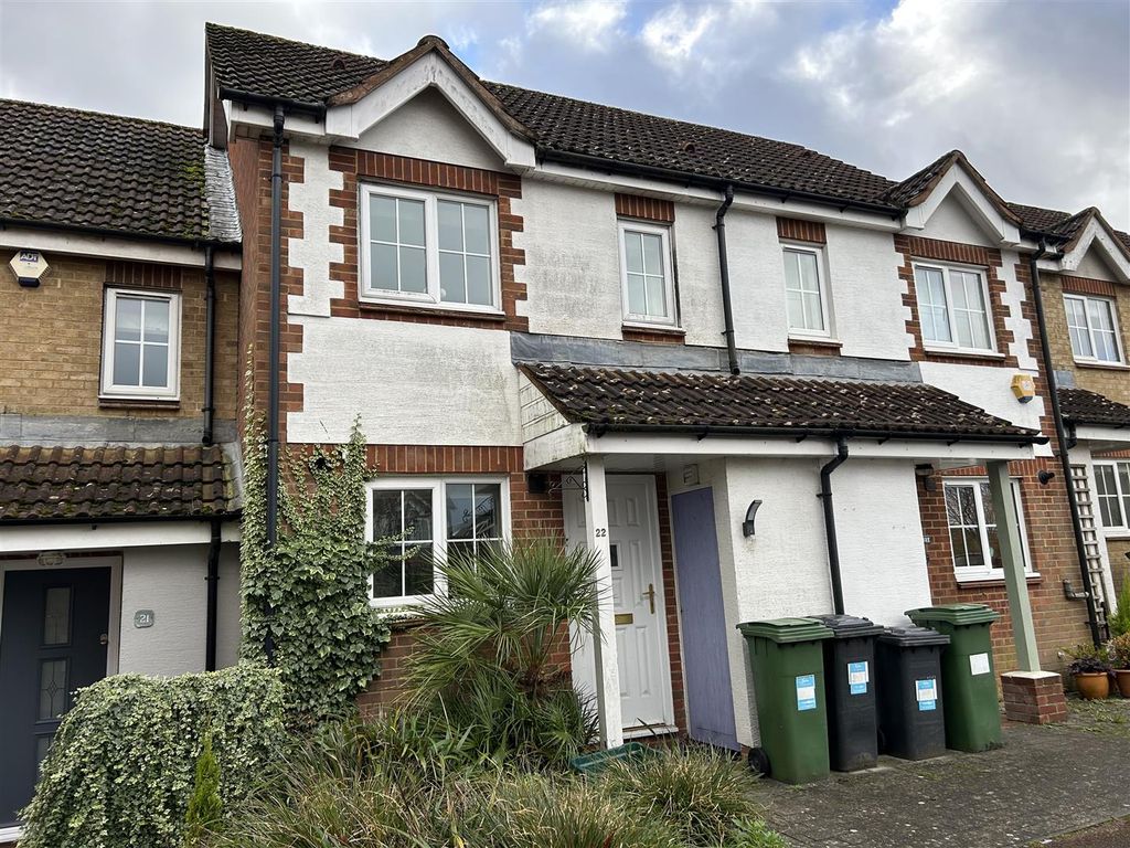 2 bed terraced house to rent in Highdowns, Hatch Warren, Basingstoke