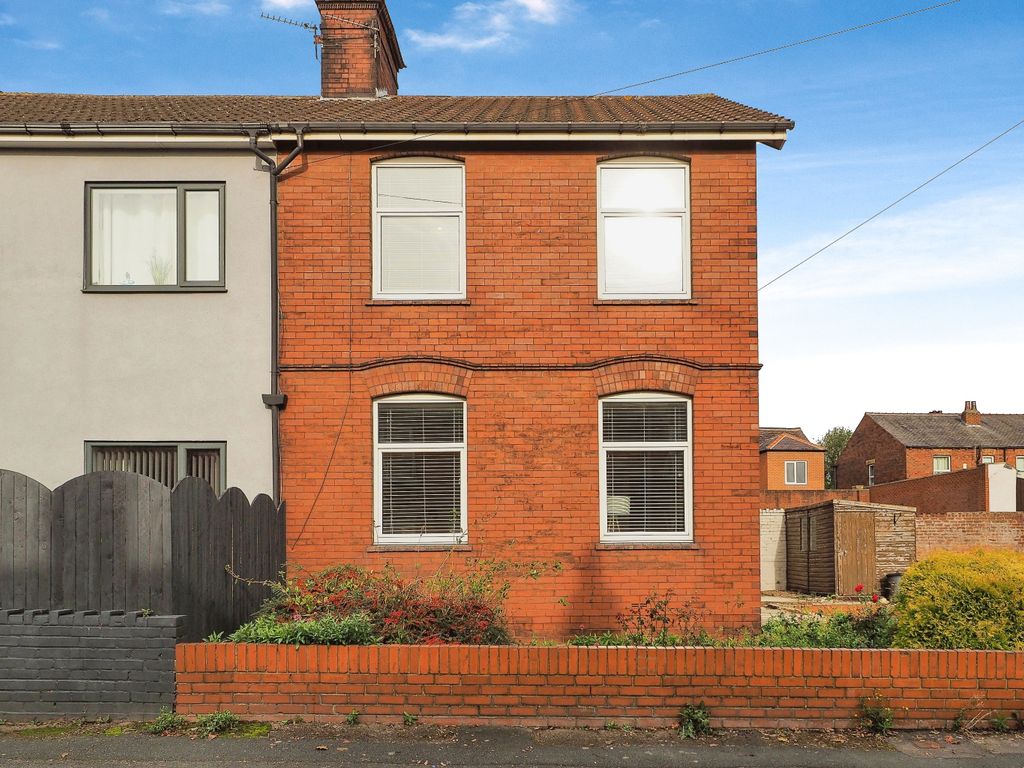 New home, 3 bed semidetached house for sale in Denholme Drive, Ossett