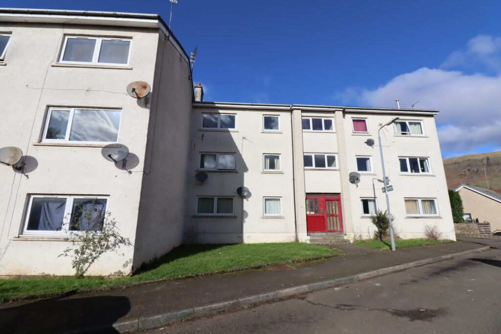 3 bed flat for sale in Greenhead Road, Lennoxtown, Glasgow G66 Zoopla