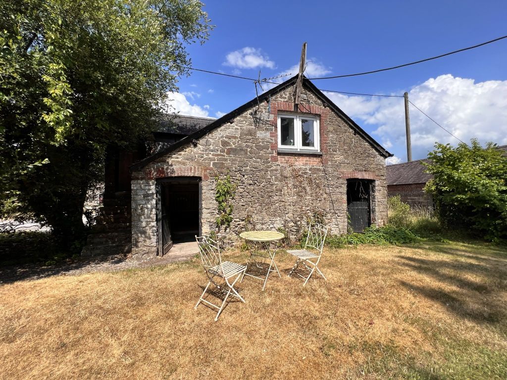 Studio to rent in Llanarthney, Carmarthen, Carmarthenshire SA32 Zoopla