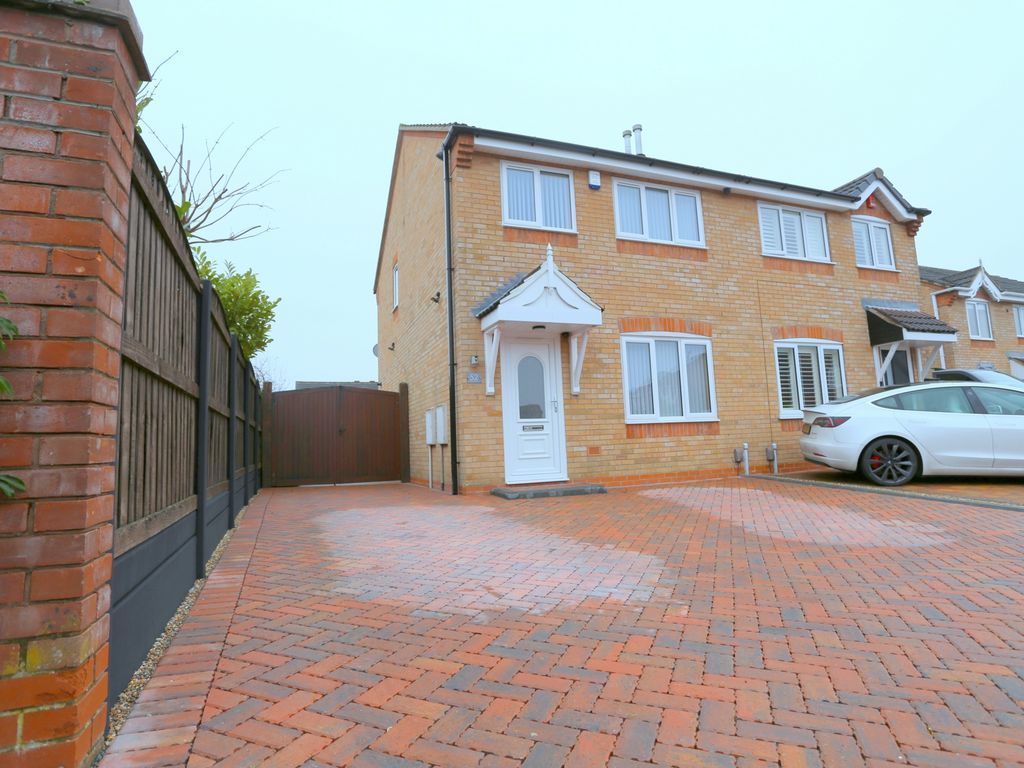 3 bed semidetached house for sale in Amblecote Drive, Meir Hay ST3