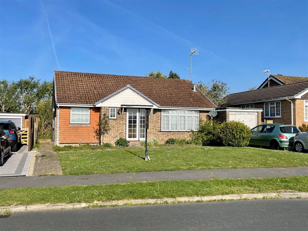 2 bed detached bungalow for sale in North Way, Seaford BN25 Zoopla