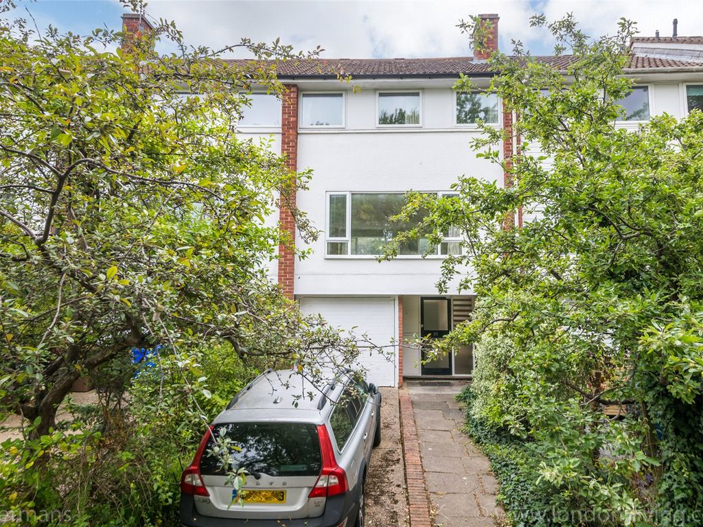 Rouse Gardens, West Dulwich, London SE21  