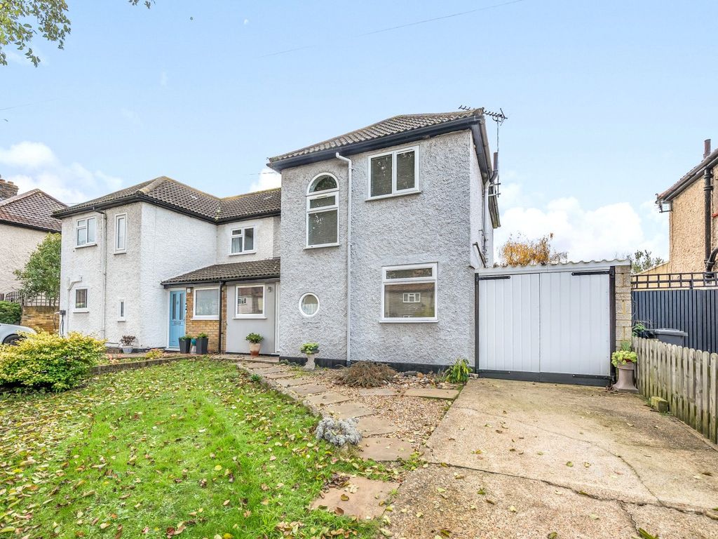 2 bed semidetached house for sale in Meadway, Twickenham TW2, £675,000