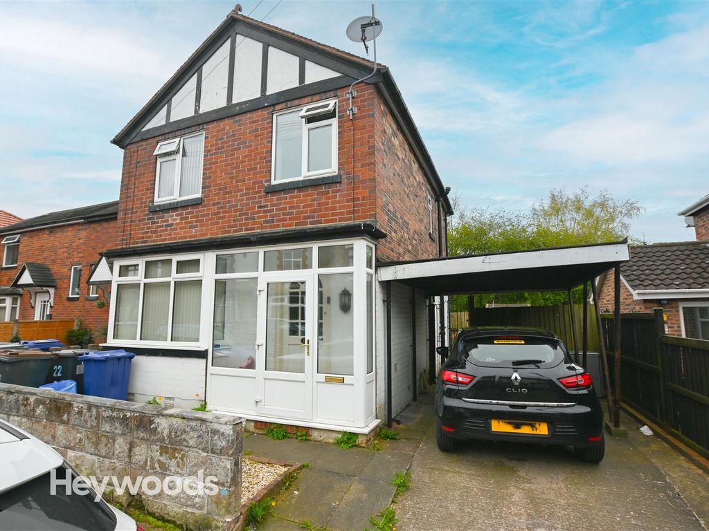 3 bed town house for sale in Catherine Street, Maybank, Newcastle ST5