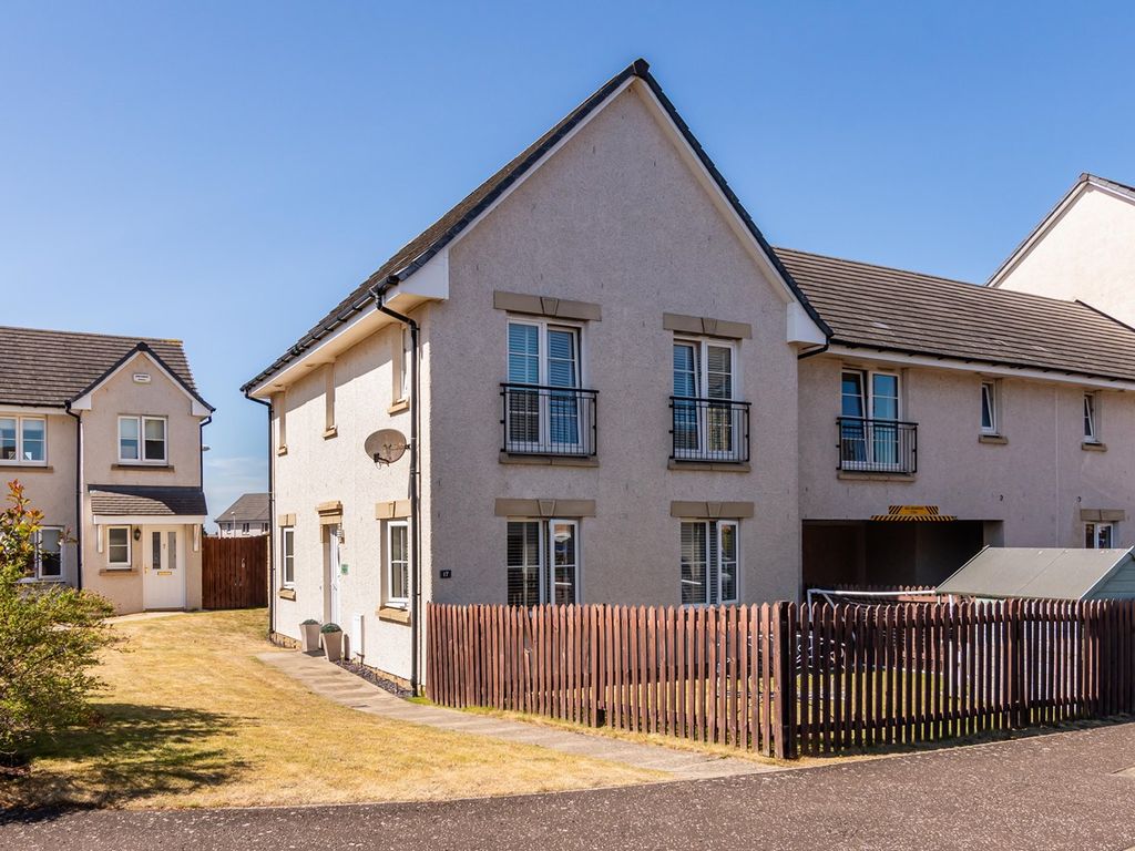 3 bed linkdetached house for sale in Dolphingstone View, Prestonpans