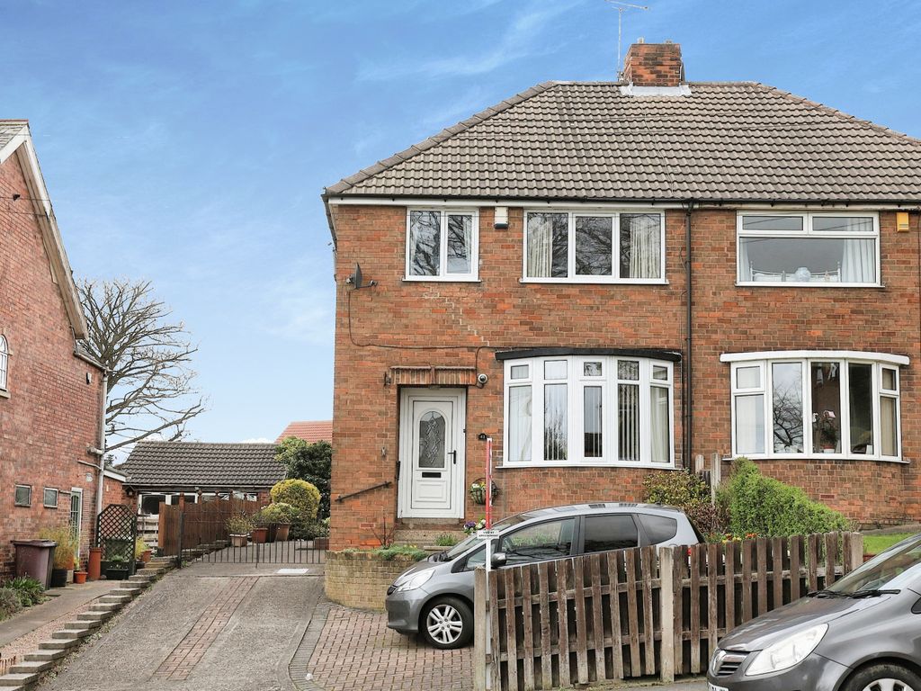 3 bed semidetached house for sale in High Street, Killamarsh