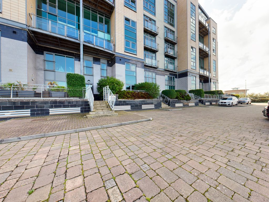 2 bed flat to rent in Western Harbour Breakwater, Newhaven, Edinburgh