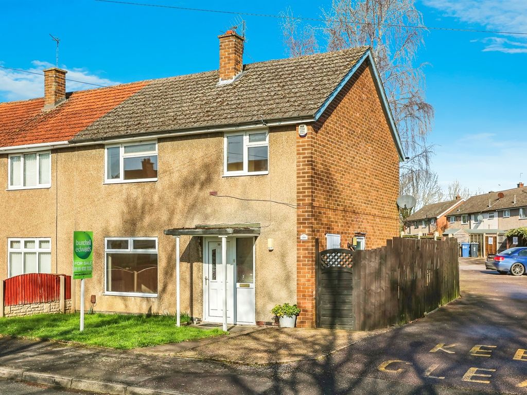 3 bed semidetached house for sale in Wyndale Drive, Ilkeston DE7, £