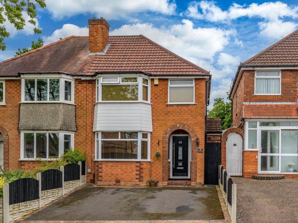3 bed semidetached house for sale in Green Acres Road, Birmingham