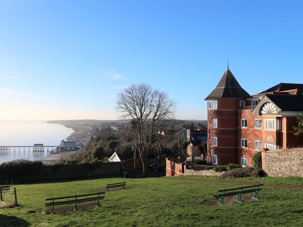 Clive Crescent, Penarth CF64  