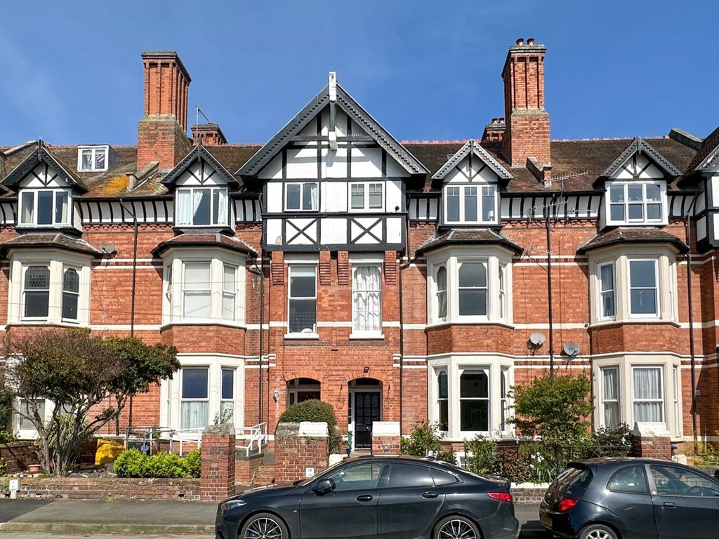 3 bed flat to rent in Heath Terrace, Leamington Spa CV32 Zoopla