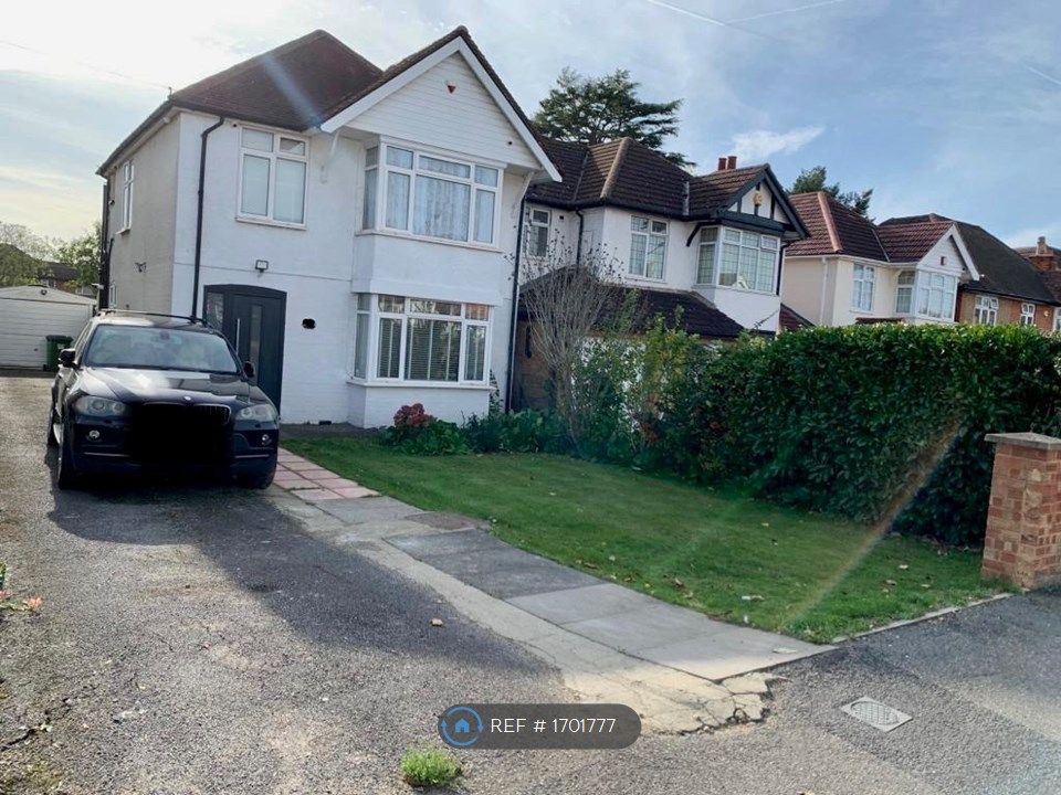 3 bed detached house to rent in Langley Road, Slough SL3 Zoopla