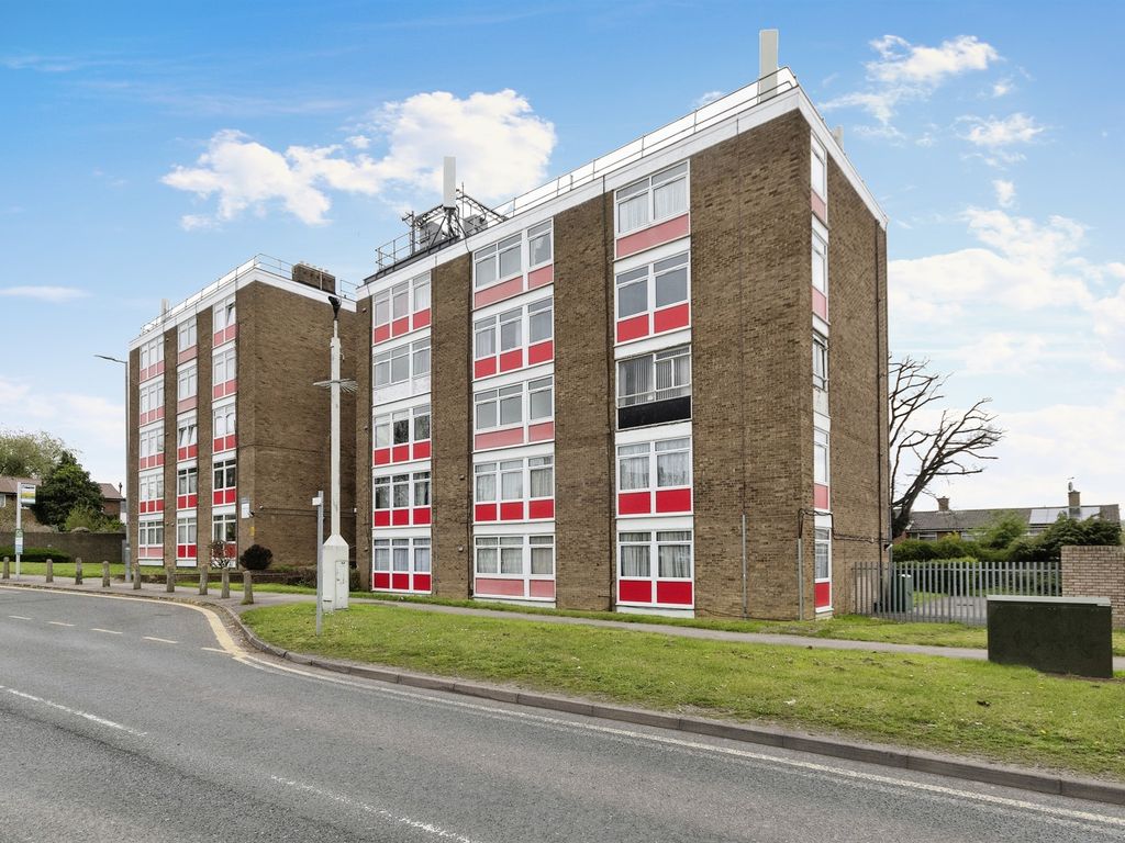 1 bed flat for sale in Shephall Way, Stevenage SG2 Zoopla