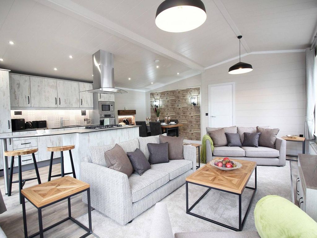 3 bed lodge for sale in Hafton, Hunters Quay, Dunoon PA23, £279,995 Zoopla