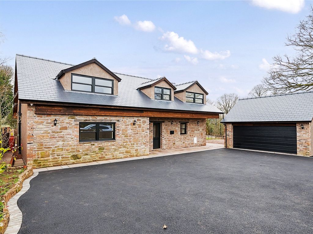 5 bed detached house for sale in Penallt, Monmouth, Monmouthshire NP25
