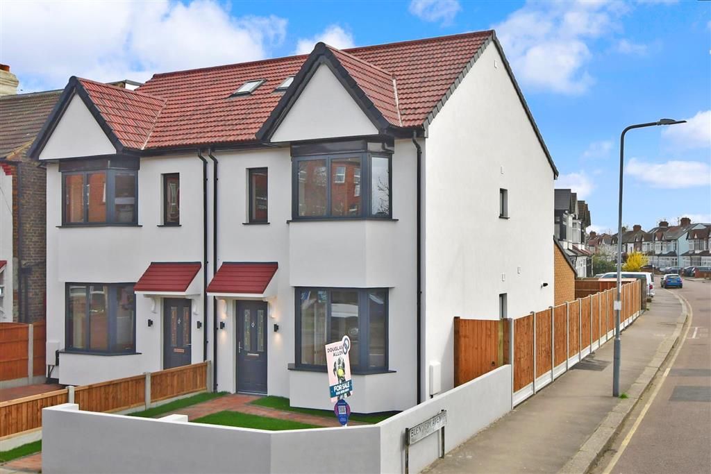 New home, 4 bed semidetached house for sale in Clarence Avenue, Ilford, Essex IG2 Zoopla