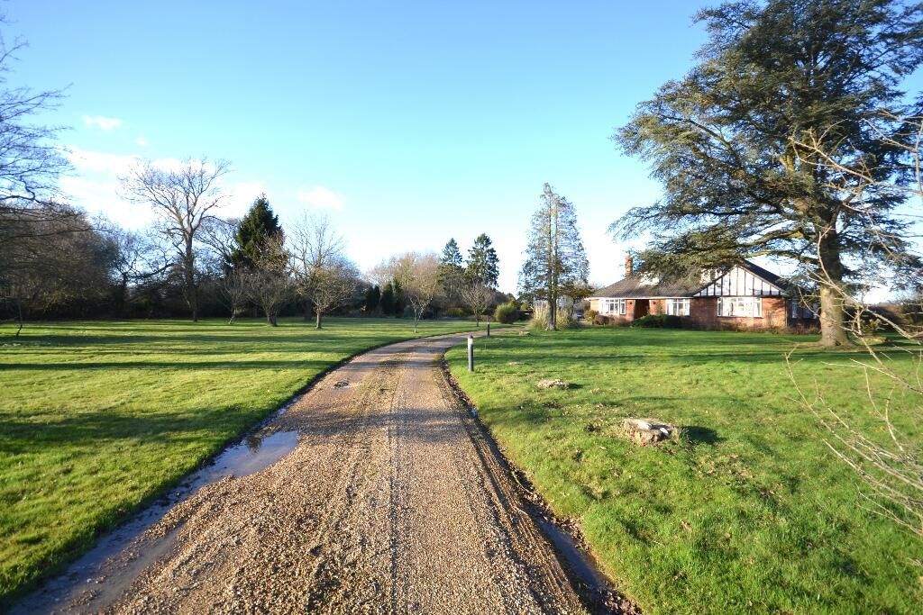 5 bed detached bungalow for sale in Hadham Road, Stortford CM23, £1,170,000 Zoopla