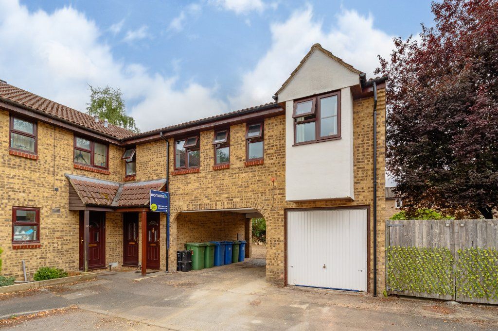 1 bed detached house for sale in Hythe Close, Bracknell, Berkshire RG12