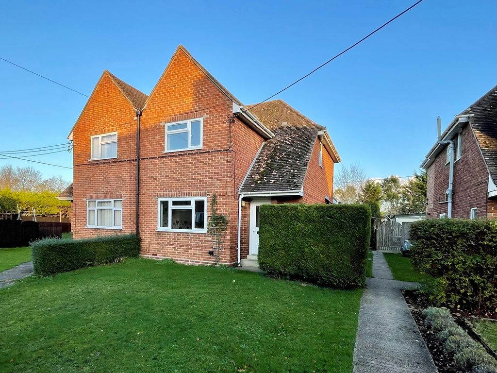 3 bed semidetached house for sale in White Road, East Hendred, Wantage