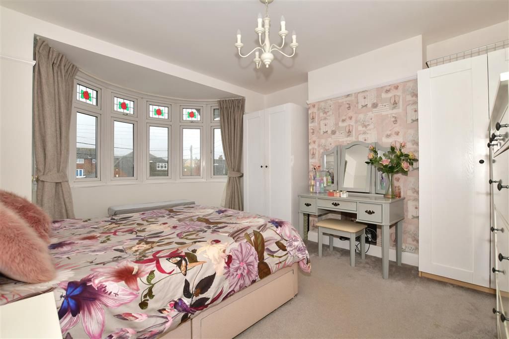 4 bed detached house for sale in Birling Road, Snodland, Kent ME6 Zoopla