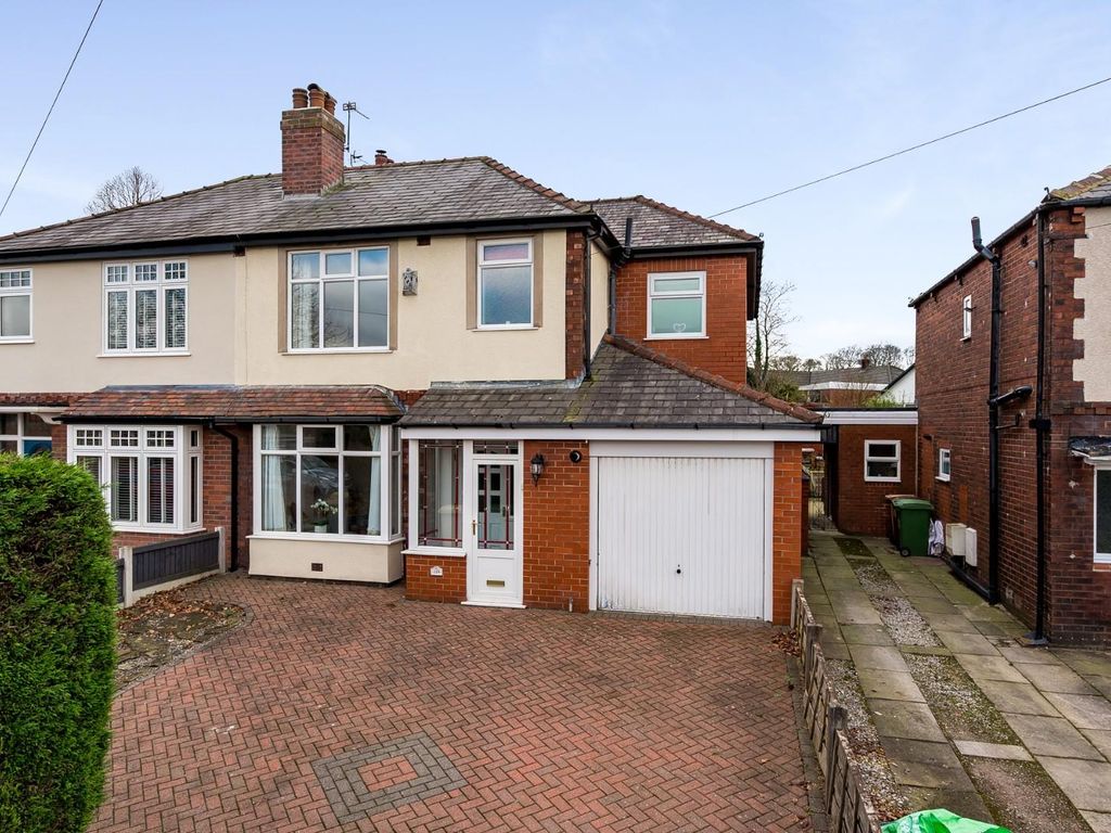 3 bed semidetached house for sale in Chapeltown Road, Bromley Cross