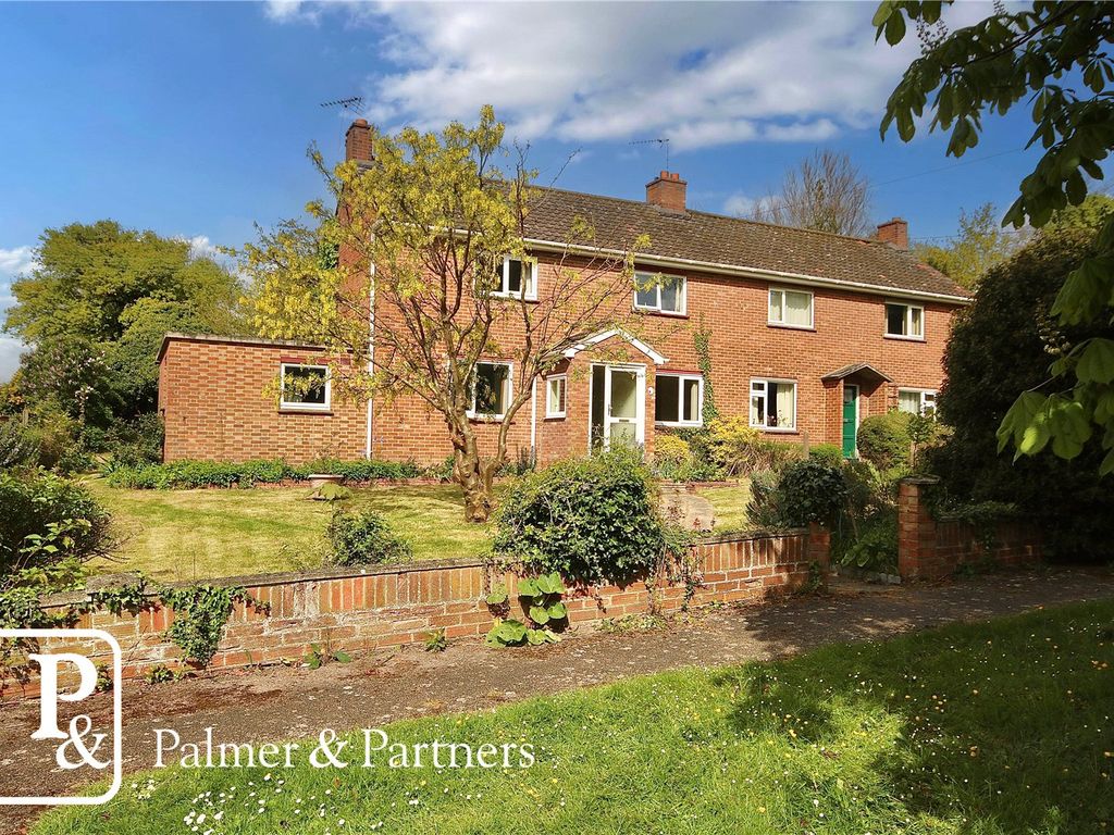 3 bed semidetached house for sale in Little Box Meadow, Little