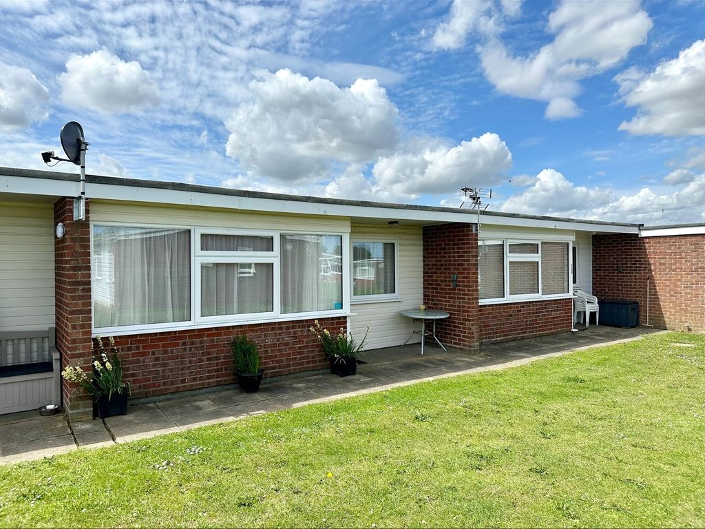 2 bed property for sale in Newport Road, Hemsby, Great Yarmouth NR29