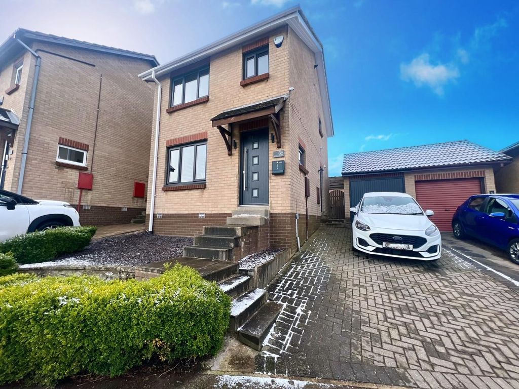 3 bed detached house for sale in Pen Nook Gardens, Deepcar, Sheffield