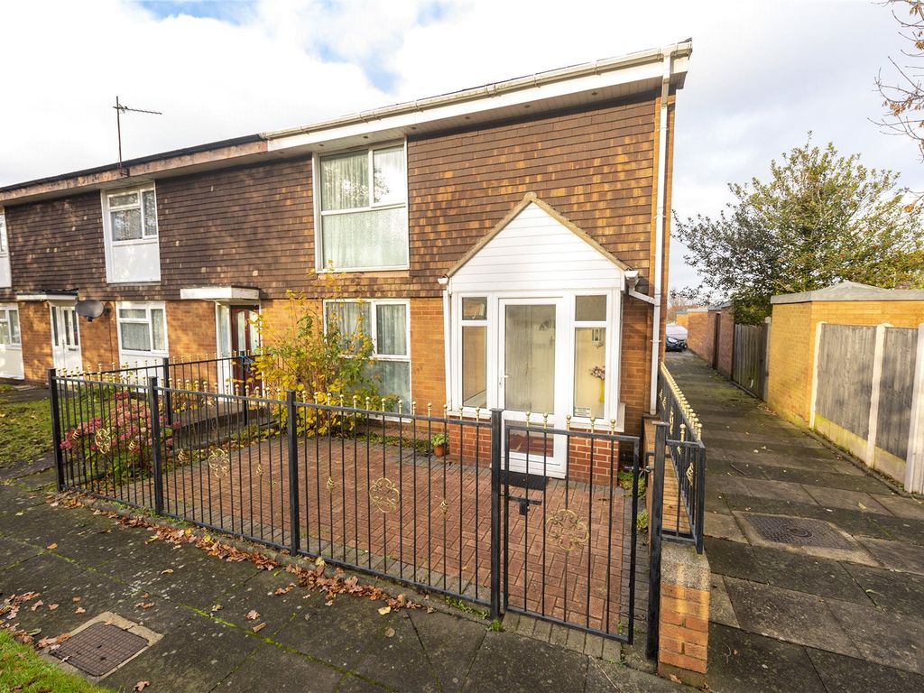 2 bed end terrace house for sale in West End Avenue, Smethwick, West