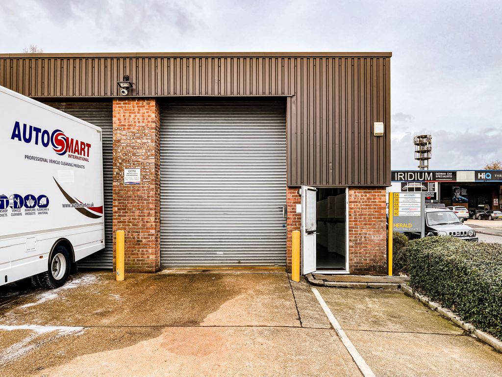 Warehouse to let in Unit 4A Herald Industrial Estate, Southampton SO30