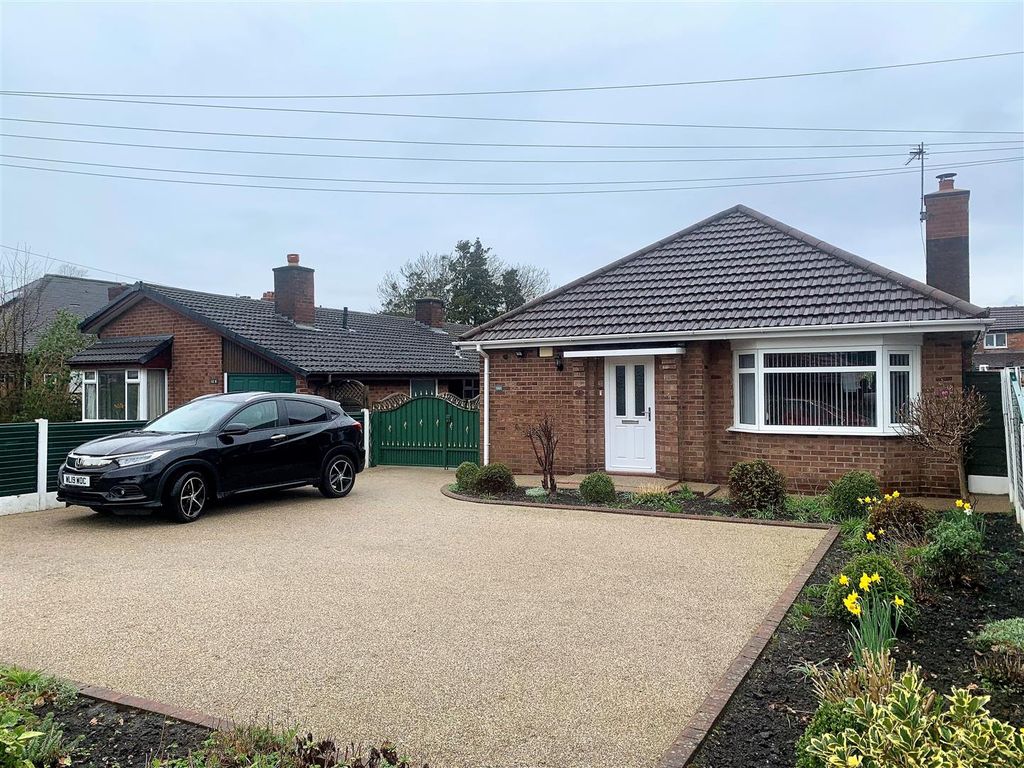 2 bed detached bungalow for sale in Flixton Road, Urmston, Manchester