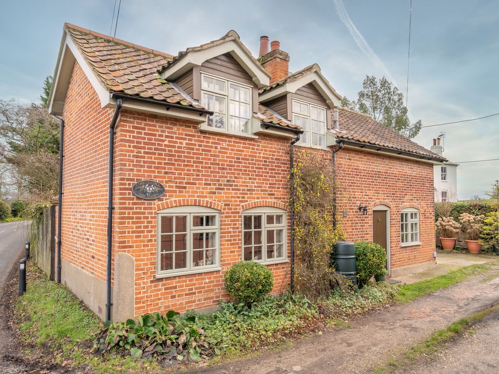 3 bed cottage for sale in The Street, Sternfield, Saxmundham IP17 Zoopla