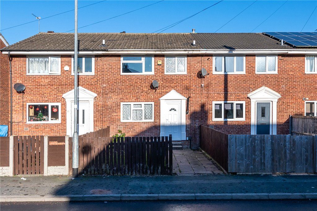 3 bed terraced house for sale in Albert Road, Morley, Leeds, West