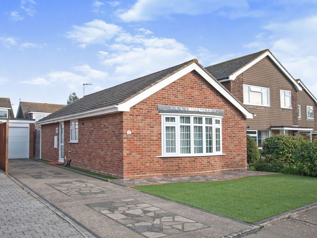 2 bed detached bungalow for sale in Collington Park Crescent, Bexhill