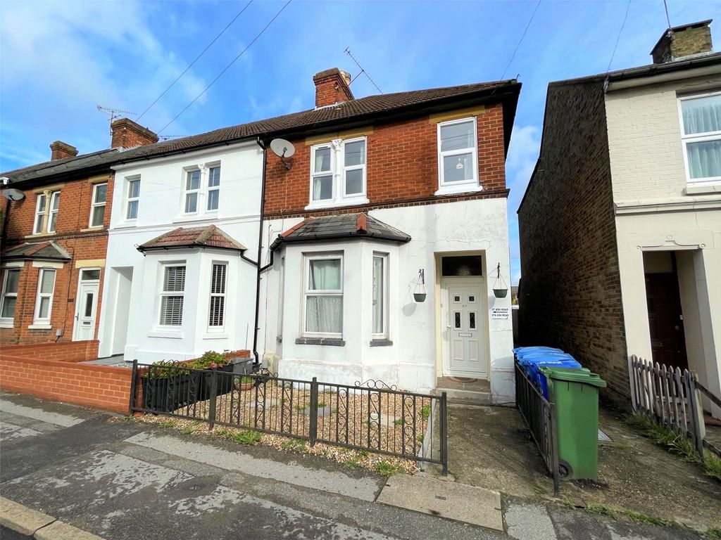 2 bed for sale in Ash Road, Aldershot, Hampshire GU12 Zoopla