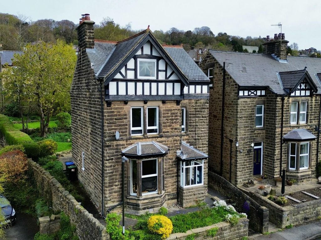 4 bed detached house for sale in Malpas Road, Matlock DE4, £450,000