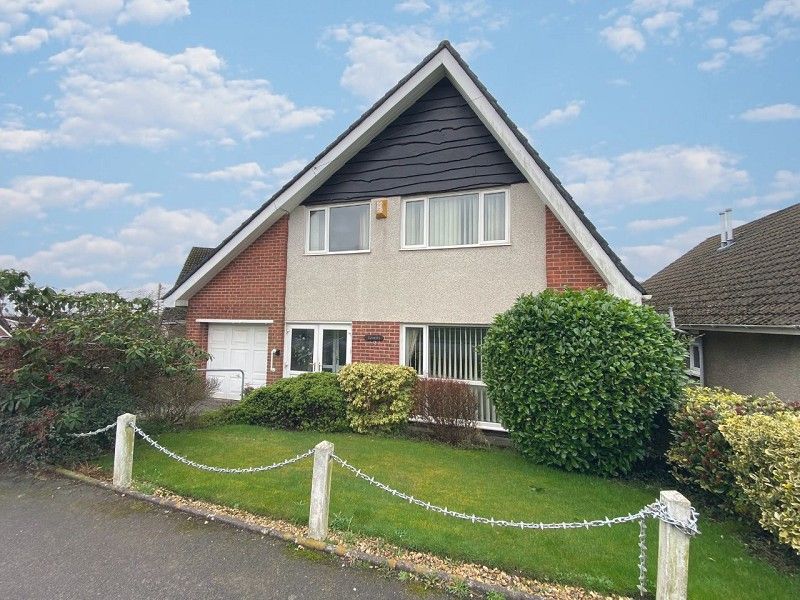 3 bed detached house for sale in Elias Drive, Neath, Neath Port Talbot