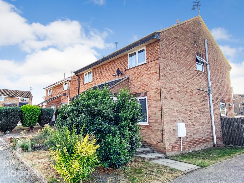 2 bed semidetached house for sale in Chestnut Avenue, Spixworth