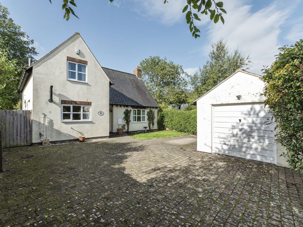 3 Bed Detached House For Sale In South End Bassingbourn Royston Sg8