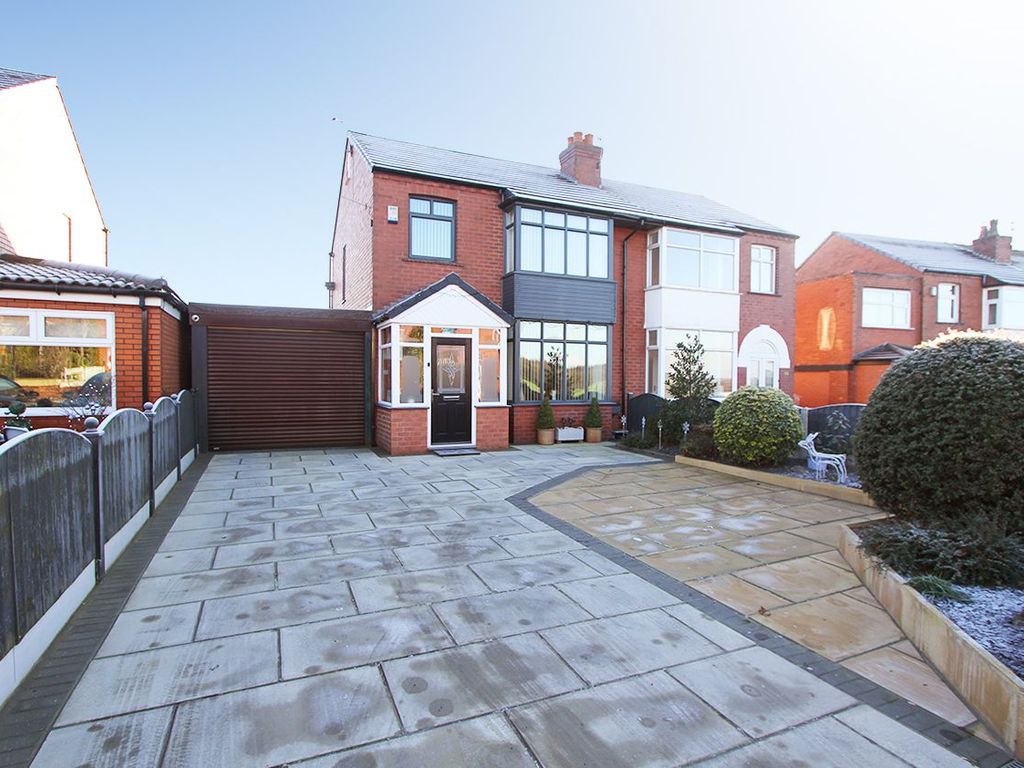 3 bed semidetached house for sale in Liverpool Road, Haydock, St