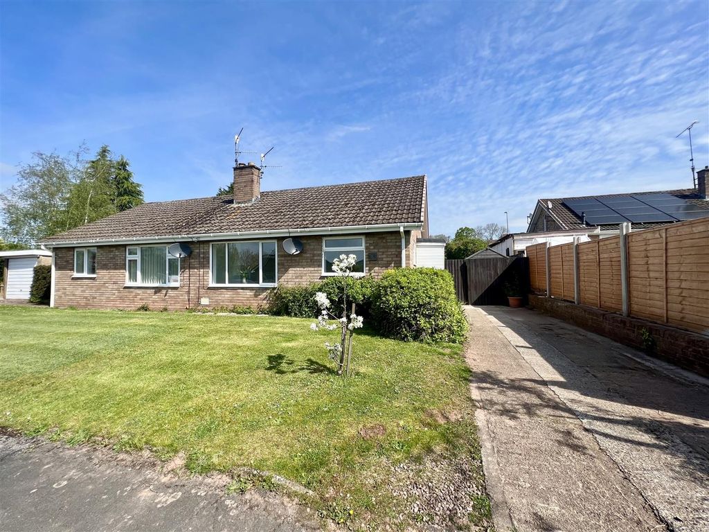 2 bed semidetached bungalow for sale in Hillcrest Road, Wyesham
