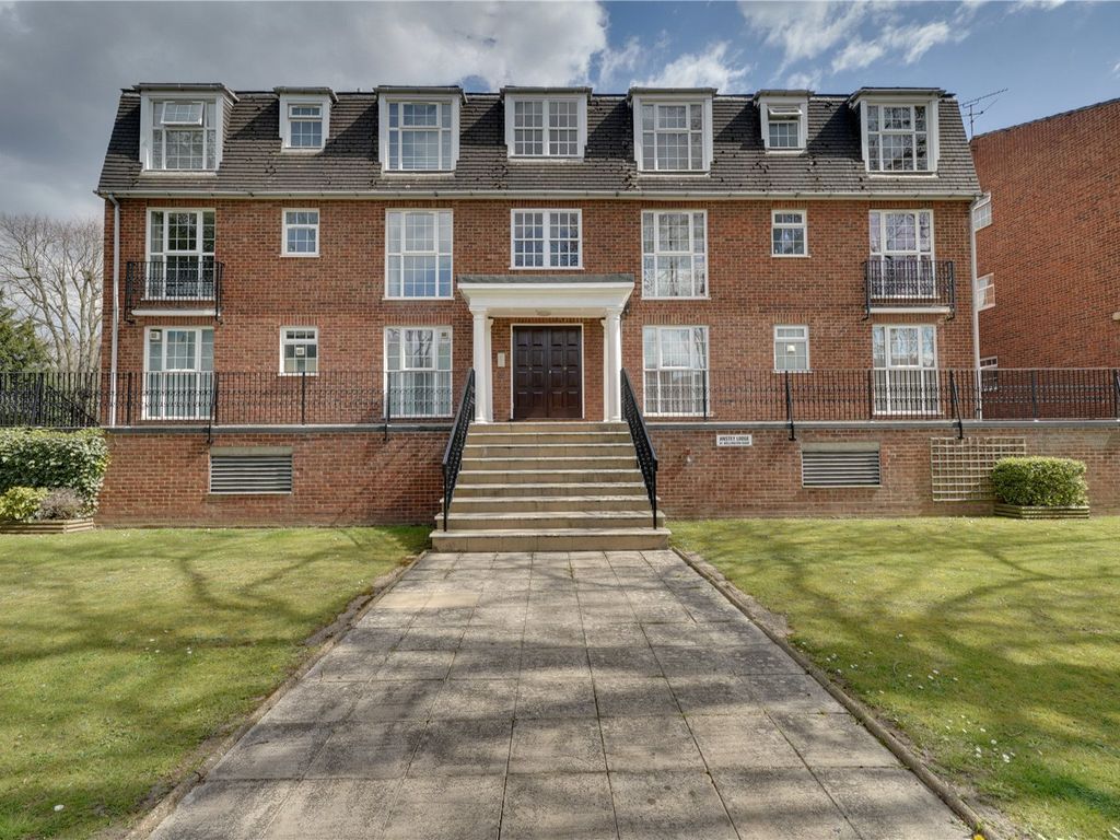 Studio for sale in Wellington Road, Enfield EN1 Zoopla