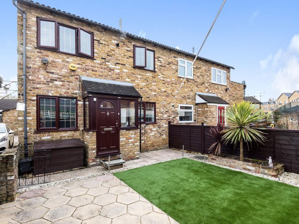 1 bed end terrace house for sale in Rushes Mead, Cowley, Uxbridge UB8