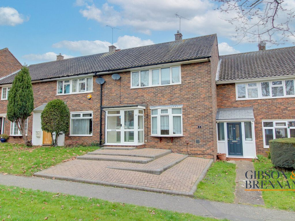 3 bed terraced house for sale in Paprills, Basildon SS16 Zoopla